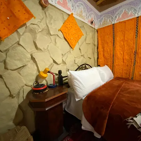 Auberge Imin Taghya Akhendachou n'Ait Ouffi Exterior photo